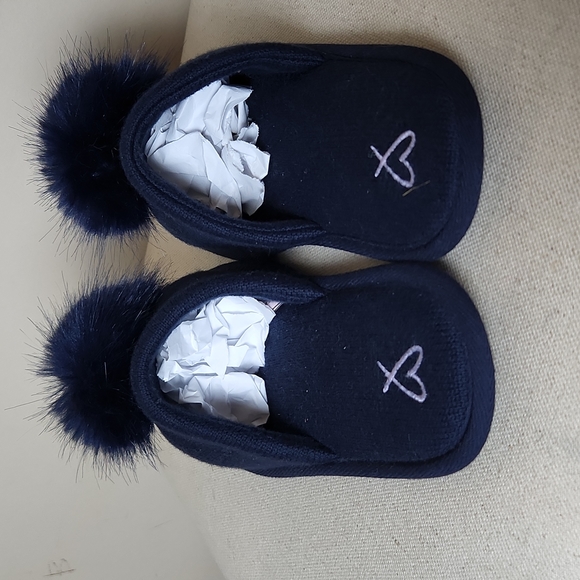 Victoria's Secret Blue Pom Pom Slippers - Picture 3 of 4